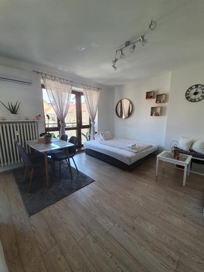 Emily Apartment Kosice Ngoại thất bức ảnh