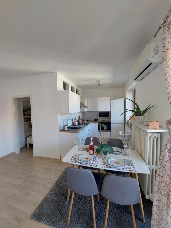 Emily Apartment Kosice Ngoại thất bức ảnh