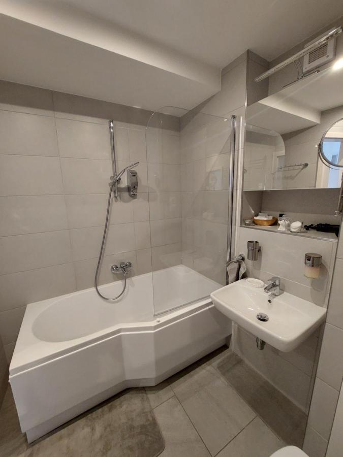 Emily Apartment Kosice Ngoại thất bức ảnh