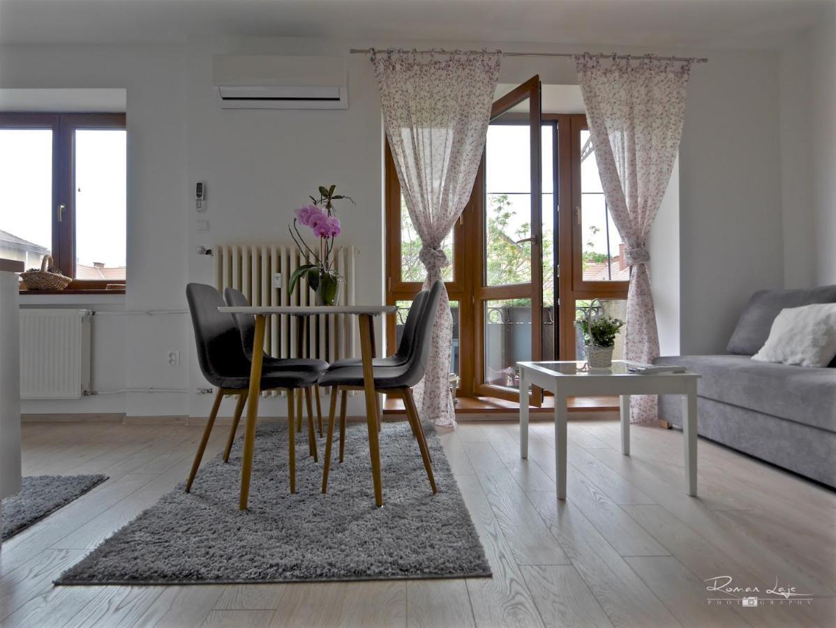 Emily Apartment Kosice Ngoại thất bức ảnh